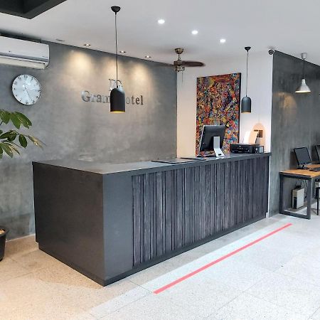 Dg Grami Hotel Paranaque City Extérieur photo