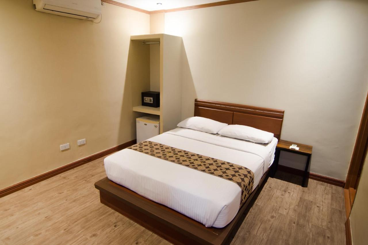 Dg Grami Hotel Paranaque City Extérieur photo