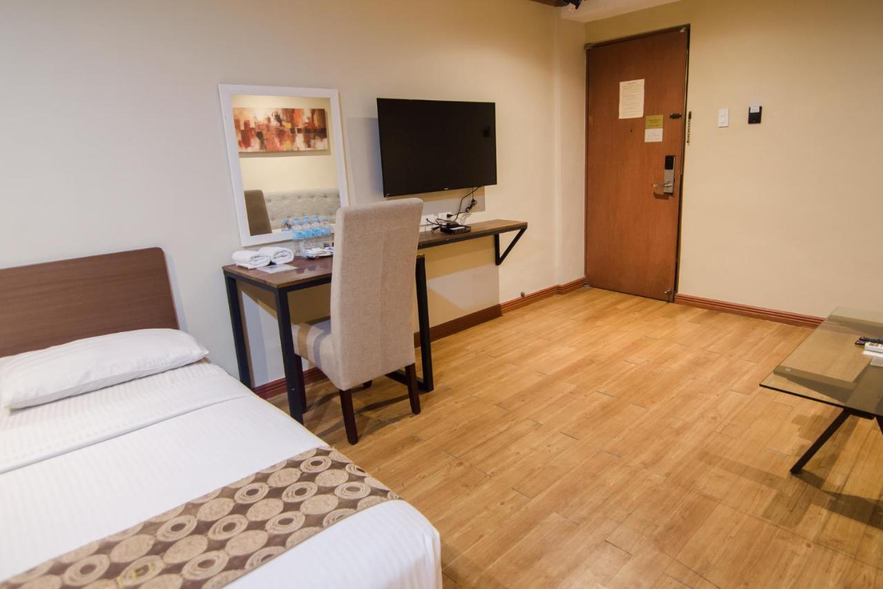 Dg Grami Hotel Paranaque City Extérieur photo