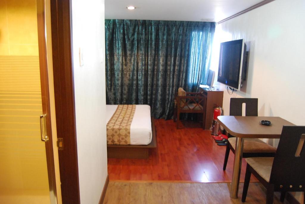Dg Grami Hotel Paranaque City Chambre photo